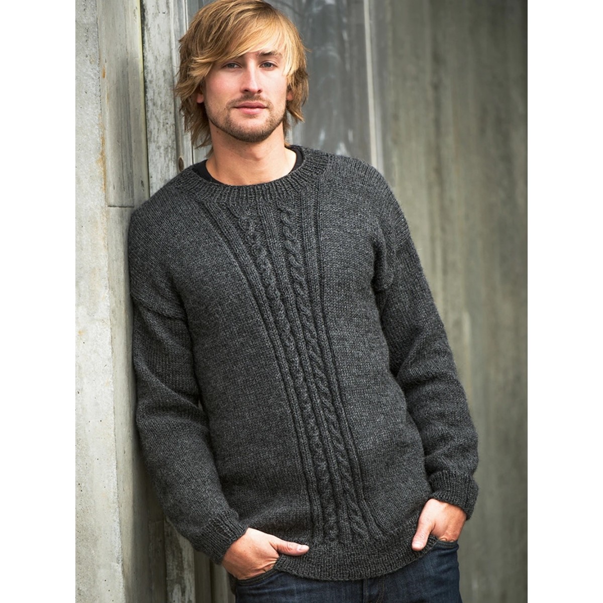 Sweater m snoninger