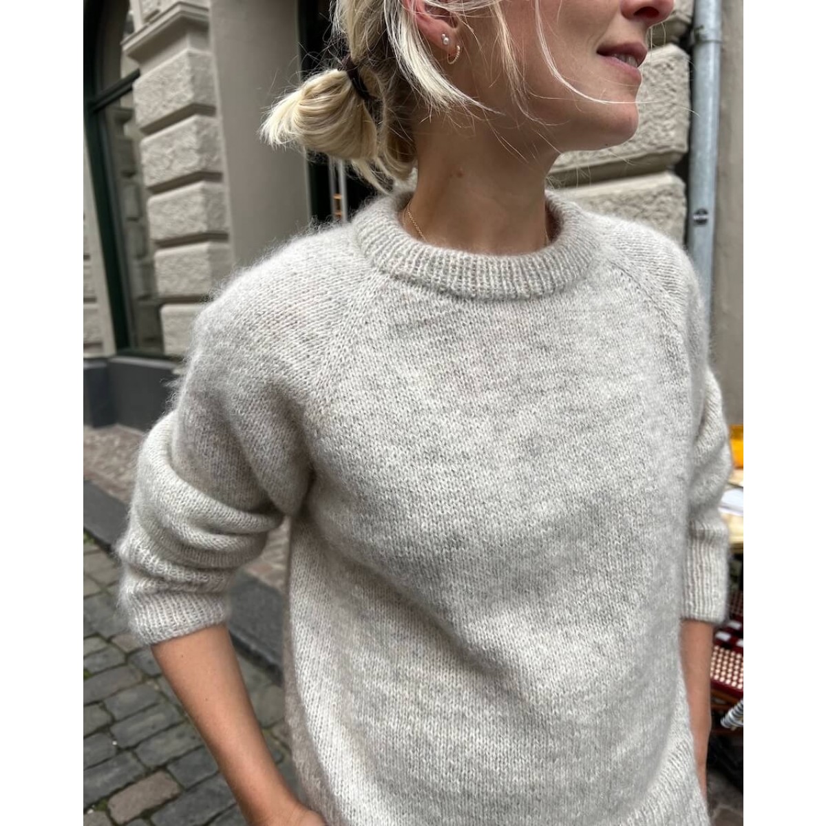 Monday sweater