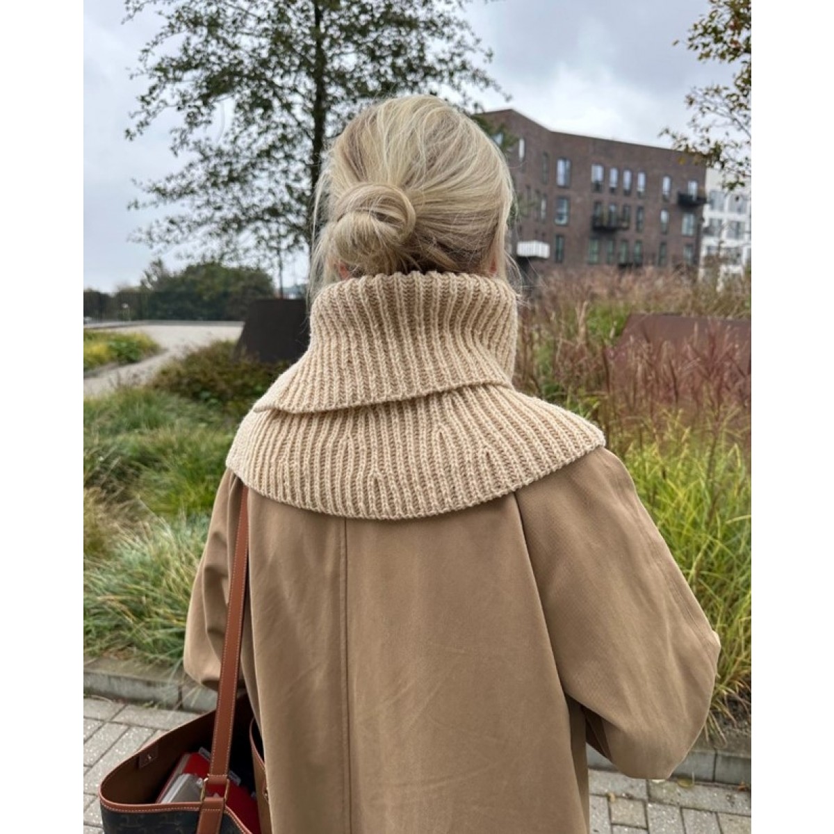 November neck